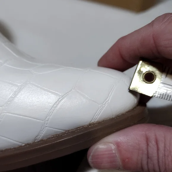 Sugar Tula Vegan Leather Snake Skin Pointed Toe Western Ankle Boots - Picture 3 of 16